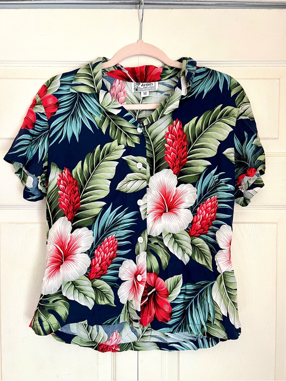 Avanti Made in Hawaii Aloha Shirt Size M